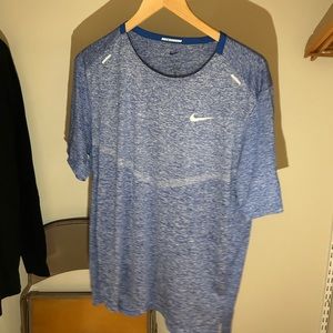 Nike dry fit running athletic tee - blue size large